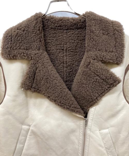 MURUA（ムルーア）MURUA (ムルーア) ルーズフェイクムートン ベージュ サイズ:SIZE Mの古着・服飾アイテム