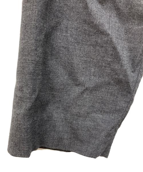 ENFOLD（エンフォルド）ENFOLD (エンフォルド) 七分丈 ボタンレスジャケット グレー サイズ:３８の古着・服飾アイテム