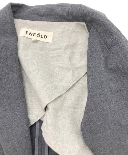 ENFOLD（エンフォルド）ENFOLD (エンフォルド) 七分丈 ボタンレスジャケット グレー サイズ:３８の古着・服飾アイテム