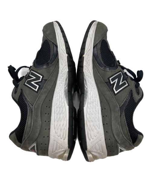 NEW BALANCE（ニューバランス）NEW BALANCE (ニューバランス) ML2002RB BLACK グレー サイズ:26.5の古着・服飾アイテム