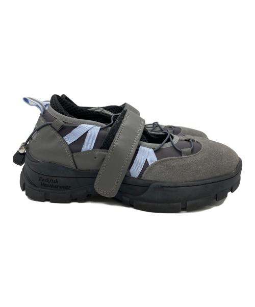 Rockfish Weatherwear（ロックフィッシュウェザーウェア）ROCKFISH WEATHERWEAR (ロックフィッシュウェザーウェア) BRYN VELCRO SNEAKERS グレー サイズ:SIZE UK4.5の古着・服飾アイテム