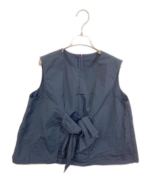 R（アール）R (アール) ウエストリボンノースリーブブラウス ネイビー サイズ:46の古着・服飾アイテム