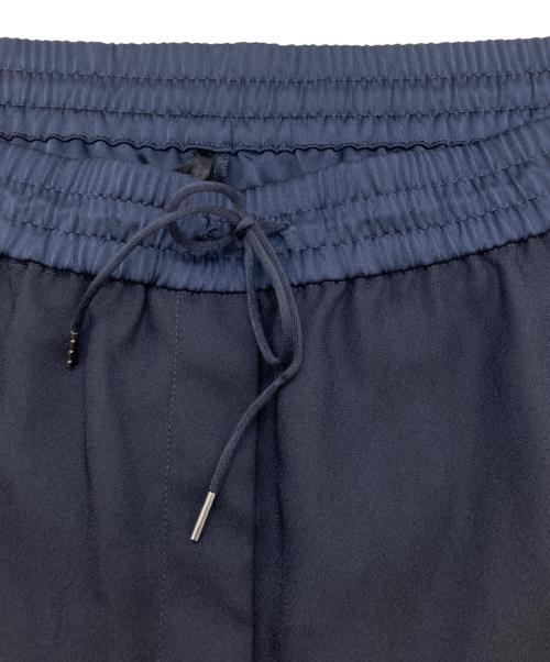 icB（アイシービー）icB (アイシービー) FluidBackSatinドロストパンツ ブラック サイズ:SIZE 46の古着・服飾アイテム