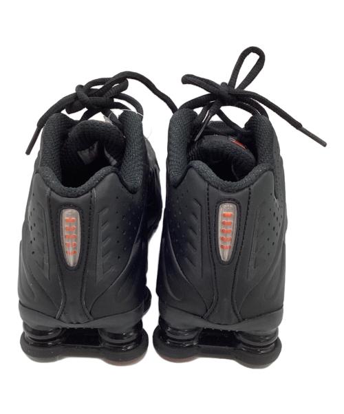 NIKE（ナイキ）NIKE (ナイキ) SHOX R4 ブラック サイズ:SIZE 23.5cmの古着・服飾アイテム