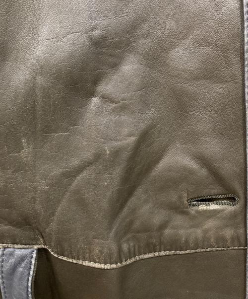 USED（ユーズド）USED (ユーズド) レザーコート カーキ サイズ:Freeの古着・服飾アイテム