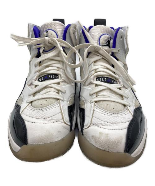 NIKE presto（ナイキプレスト）NIKE presto (ナイキプレスト) Jordan Brand Jumpman Two Trey ホワイト サイズ:27.5の古着・服飾アイテム