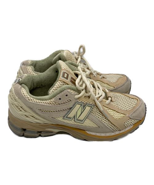 NEW BALANCE（ニューバランス）NEW BALANCE (ニューバランス) AURALEE (オーラリー) スニーカー ベージュ サイズ:	SIZE 26.5cmの古着・服飾アイテム