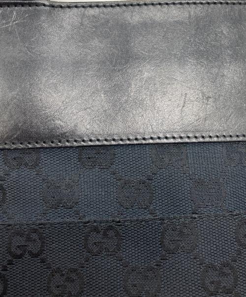 GUCCI（グッチ）GUCCI (グッチ) GGキャンバス ショルダーバッグ ブラックの古着・服飾アイテム