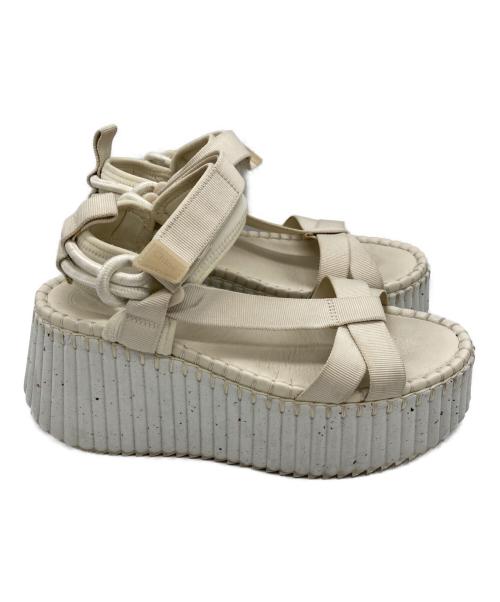 Chloe（クロエ）Chloe (クロエ) MANA プラットフォームストラップウェッジサンダル ベージュ サイズ:SIZE 38の古着・服飾アイテム