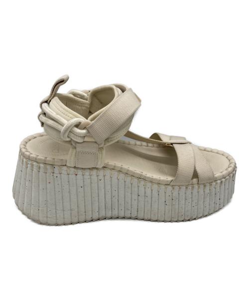 Chloe（クロエ）Chloe (クロエ) MANA プラットフォームストラップウェッジサンダル ベージュ サイズ:SIZE 38の古着・服飾アイテム