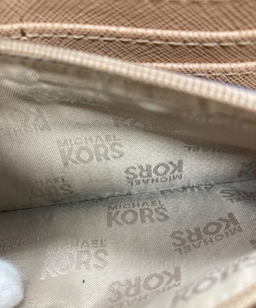 MICHAEL KORS（マイケルコース）MICHAEL KORS (マイケルコース) 財布 ベージュの古着・服飾アイテム