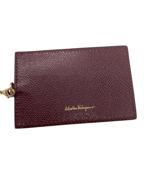 Salvatore Ferragamo（サルヴァトーレ フェラガモ）Salvatore Ferragamo (サルヴァトーレ フェラガモ) ガンチーニチェーンショルダーバッグ ボルドーの古着・服飾アイテム
