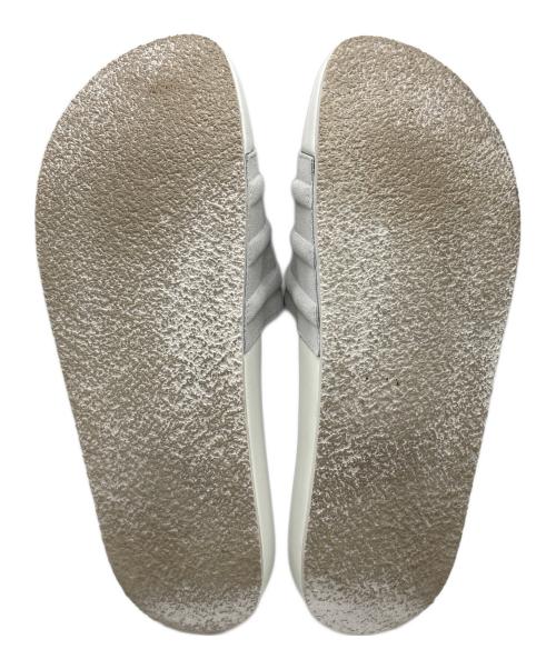 adidas Originals（アディダスオリジナル）adidas Originals (アディダスオリジナル) everyone (エブリワン) ADILETTE MII everyone ホワイト サイズ:27.5の古着・服飾アイテム