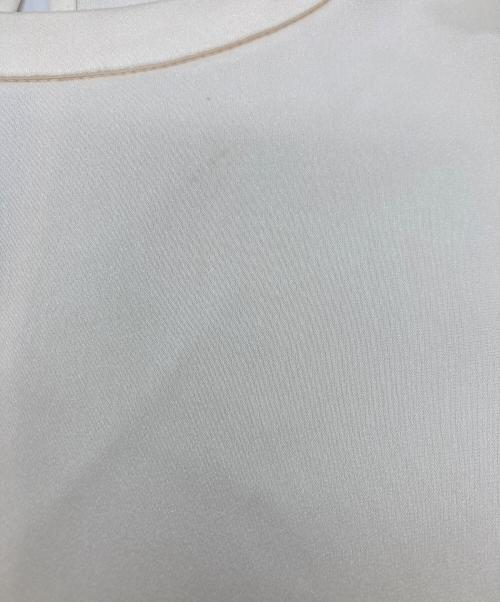 THE CLASSE（ザ・クラス）THE CLASSE (ザ・クラス) ダブルサテン・ハーフスリーブブラウス ベージュ サイズ:9の古着・服飾アイテム