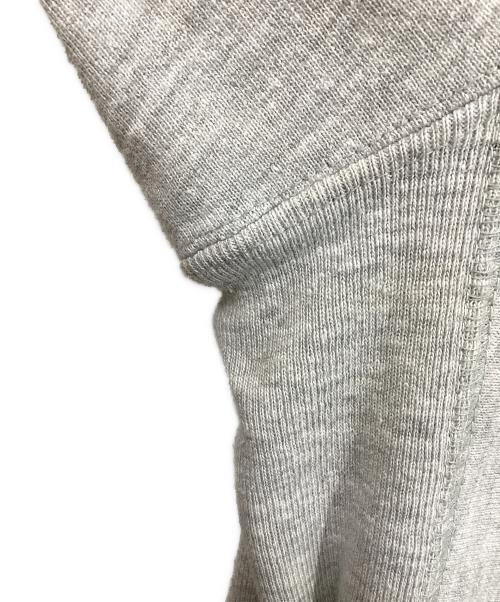 Champion REVERSE WEAVE（チャンピオン リバース ウィーブ）Champion REVERSE WEAVE (チャンピオン リバース ウィーブ) カレッジロゴプリントスウェット グレー サイズ:XXLの古着・服飾アイテム