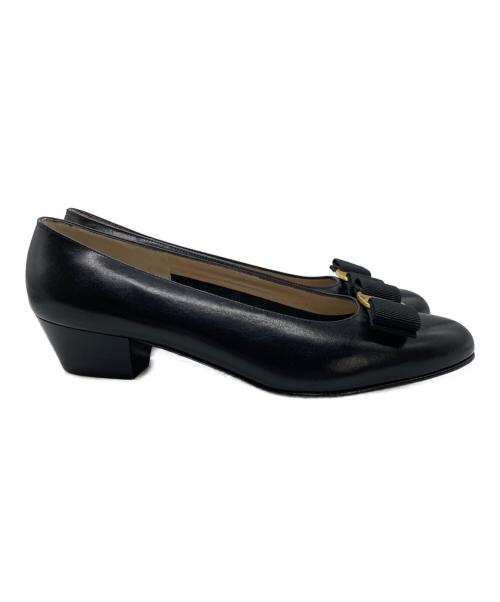 Salvatore Ferragamo（サルヴァトーレ フェラガモ）Salvatore Ferragamo (サルヴァトーレ フェラガモ) リボンパンプス ブラック サイズ:6 1/2の古着・服飾アイテム