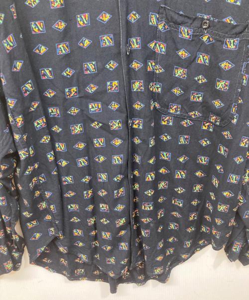 GOOUCH（グーチ）GOOUCH (グーチ) 総柄シャツ ブラック サイズ:	SIZE Sの古着・服飾アイテム