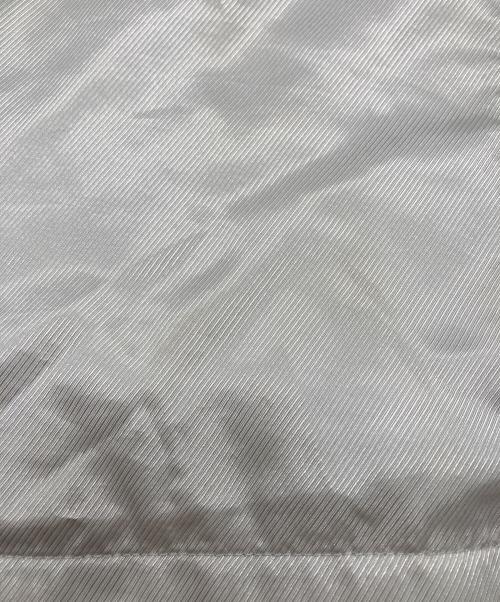 NIKE（ナイキ）NIKE (ナイキ) ジップアップジャケット シルバー サイズ:Ｍの古着・服飾アイテム