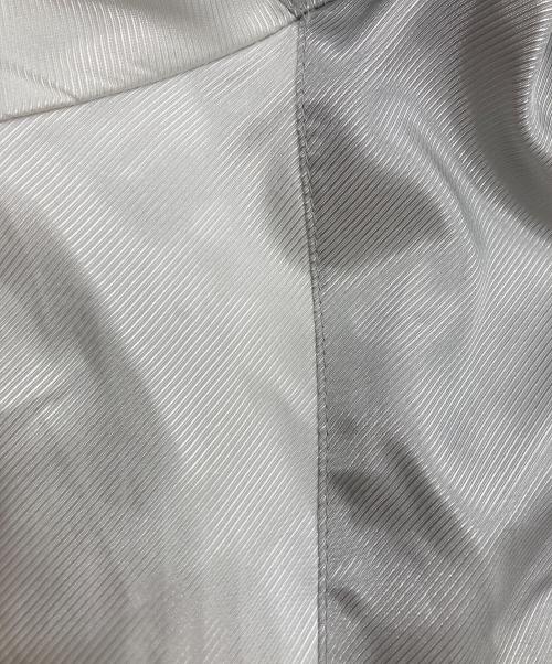 NIKE（ナイキ）NIKE (ナイキ) ジップアップジャケット シルバー サイズ:Ｍの古着・服飾アイテム