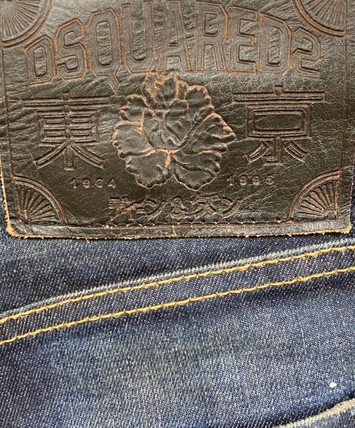 DSQUARED2（ディースクエアード）DSQUARED2 (ディースクエアード) ダメージ加工ペイントデニムパンツ インディゴ サイズ:	SIZE 44の古着・服飾アイテム
