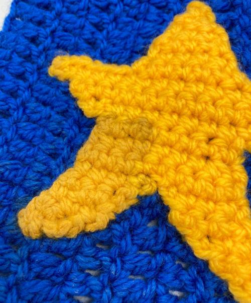 RICE NINE TEN（ライスナインテン）RICE NINE TEN (ライスナインテン) HAND KNITTED CROCHET SCARF ブルーの古着・服飾アイテム
