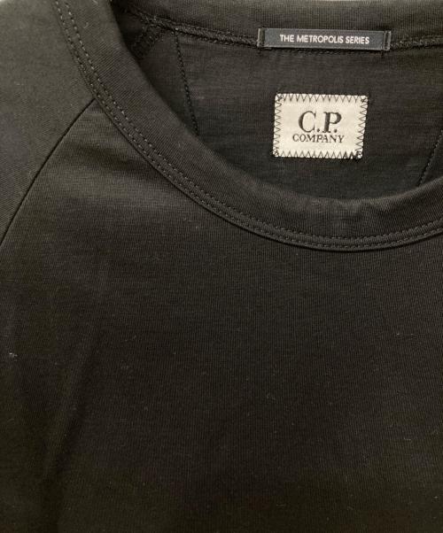 C.P COMPANY（シーピーカンパニー）C.P COMPANY (シーピーカンパニー) クルーネックTシャツ ブラック サイズ:SIZE Mの古着・服飾アイテム