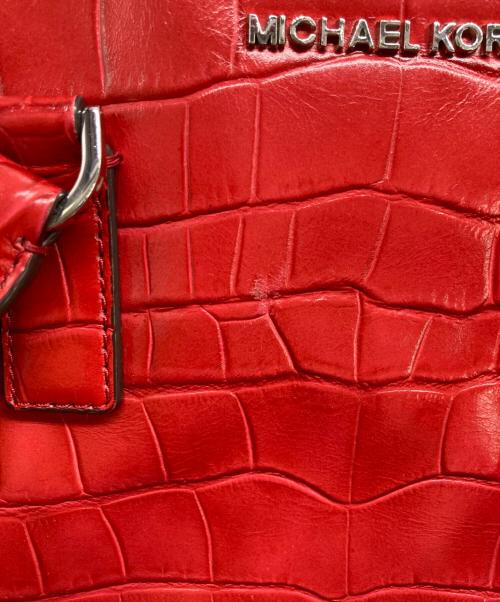 MICHAEL KORS（マイケルコース）MICHAEL KORS (マイケルコース) ラージ NS アッシュグレー エンボス加工 レザー ディロン トート レッドの古着・服飾アイテム