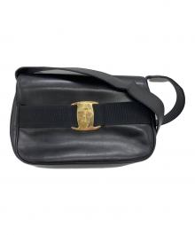 Salvatore Ferragamo（サルヴァトーレ フェラガモ）の古着「ヴァラリボンショルダーバッグ」｜ブラック