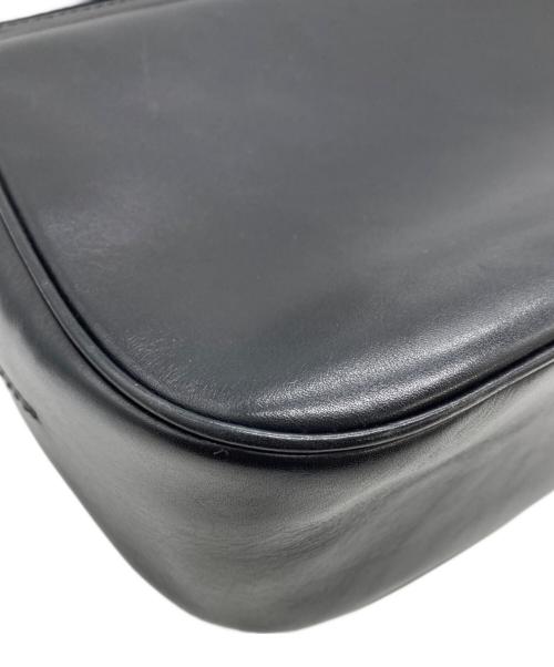 Salvatore Ferragamo（サルヴァトーレ フェラガモ）Salvatore Ferragamo (サルヴァトーレ フェラガモ) ヴァラリボンショルダーバッグ ブラックの古着・服飾アイテム