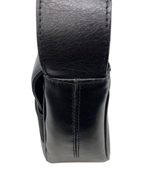 Salvatore Ferragamo（サルヴァトーレ フェラガモ）Salvatore Ferragamo (サルヴァトーレ フェラガモ) ヴァラリボンショルダーバッグ ブラックの古着・服飾アイテム