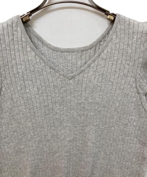 sacai luck（サカイラック）sacai luck (サカイラック) グレーラッフル半袖ニット グレー サイズ:SIZE 2の古着・服飾アイテム