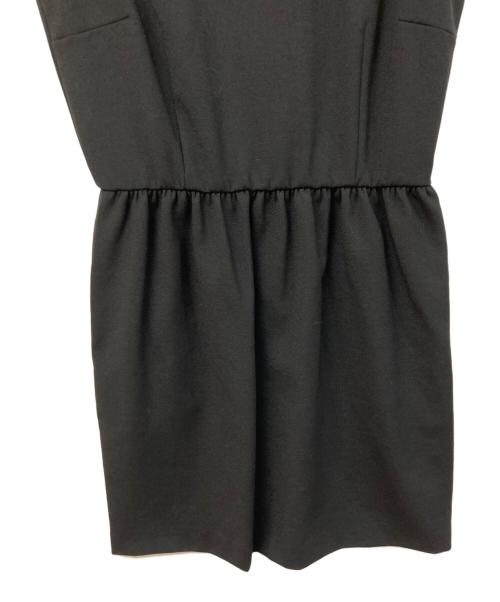 RED VALENTINO（レッドヴァレンティノ）RED VALENTINO (レッドヴァレンティノ) ノースリーブワンピース ブラック サイズ:SIZE 38の古着・服飾アイテム