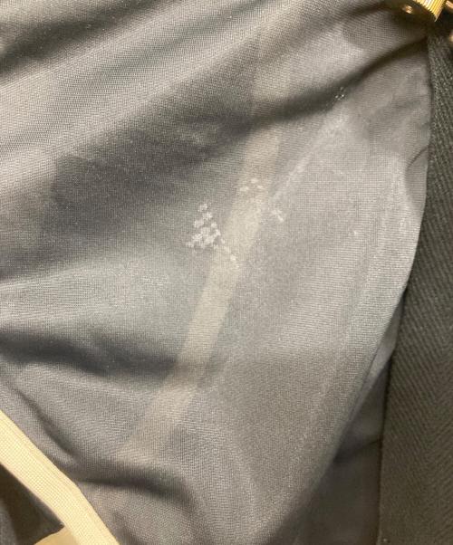 HELMUT LANG（ヘルムートラング）HELMUT LANG (ヘルムートラング) ハーネス付き2Bテーラードポリジャケット ブラック サイズ:SIZE 38の古着・服飾アイテム