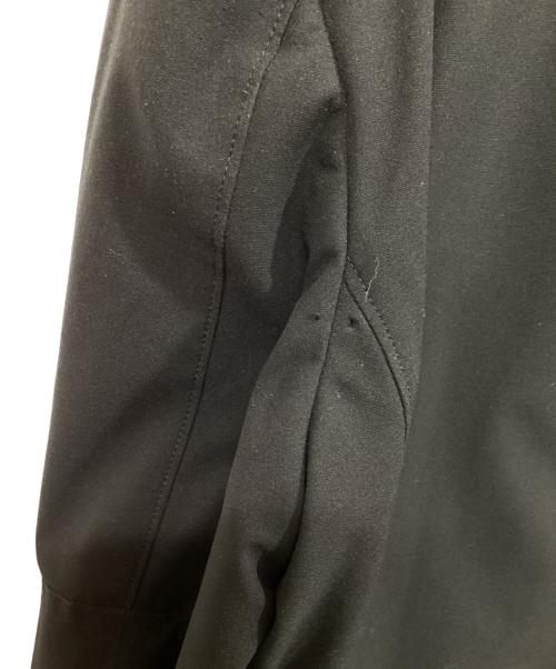 HELMUT LANG（ヘルムートラング）HELMUT LANG (ヘルムートラング) ハーネス付き2Bテーラードポリジャケット ブラック サイズ:SIZE 38の古着・服飾アイテム