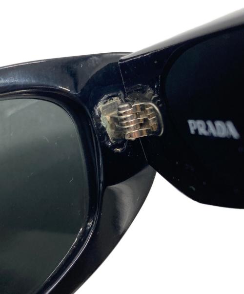 PRADA（プラダ）PRADA (プラダ) ジオメトリックフレームサングラス ブラック サイズ:52□20-145の古着・服飾アイテム