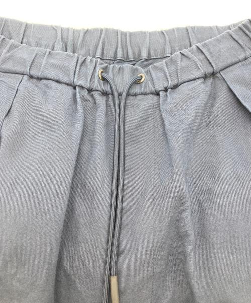 UNTRACE（アントレース）UNTRACE (アントレース) LIGHTWEIGHT TUCKED EASY TAPERED PANTS ネイビー サイズ:2の古着・服飾アイテム