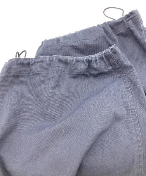 UNTRACE（アントレース）UNTRACE (アントレース) LIGHTWEIGHT TUCKED EASY TAPERED PANTS ネイビー サイズ:2の古着・服飾アイテム