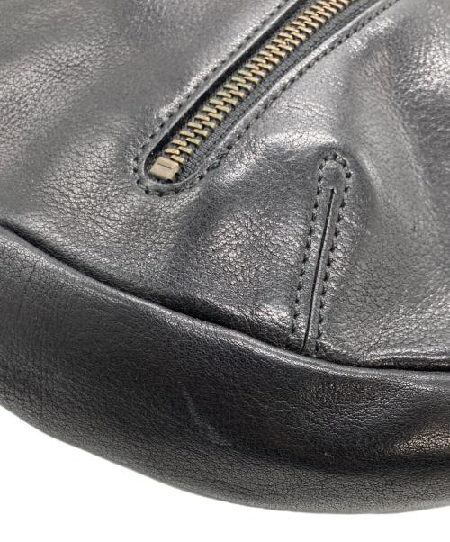 HERGOPOCH（エルゴポック）HERGOPOCH (エルゴポック) レザーショルダーバッグ ブラックの古着・服飾アイテム