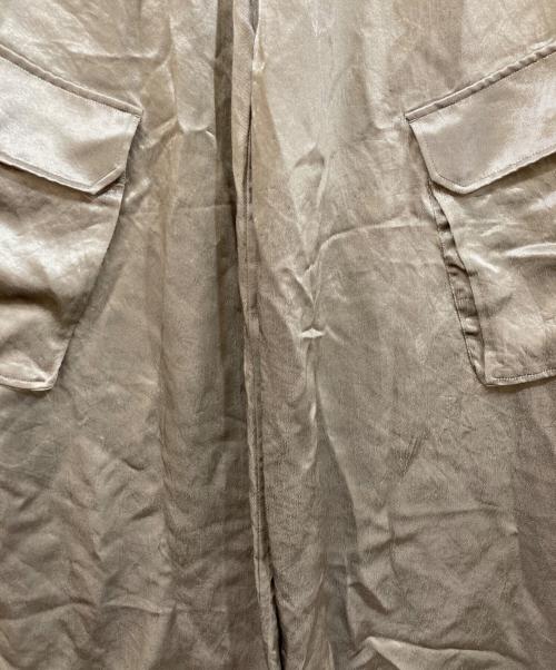 BEARDSLEY（ビアズリー）BEARDSLEY (ビアズリー) 大人カーゴパンツサテン長パンツ カーキ サイズ:Fの古着・服飾アイテム