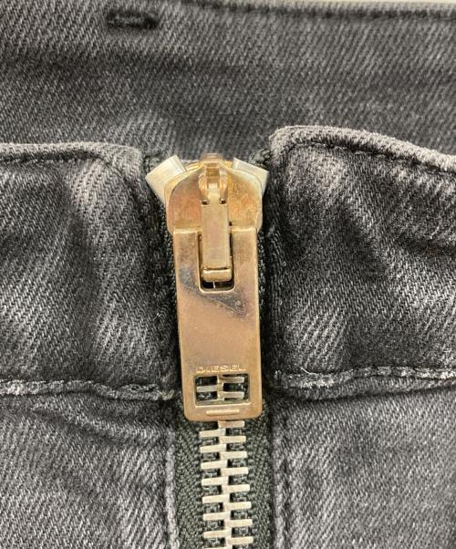 DIESEL（ディーゼル）DIESEL (ディーゼル) DE-PENCIL-ZIPデニムスカート ブラック サイズ:	SIZE 24の古着・服飾アイテム