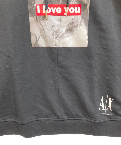ARMANI EXCHANGE（アルマーニ エクスチェンジ）ARMANI EXCHANGE (アルマーニ エクスチェンジ) フォト＆メッセージデザイン スウェットパーカ ブラック サイズ:Mの古着・服飾アイテム