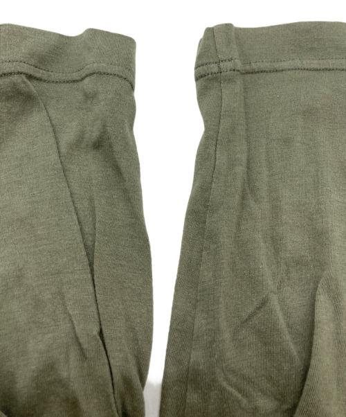 Vivienne Westwood RED LABEL（ヴィヴィアンウエストウッドレッドレーベル）Vivienne Westwood RED LABEL (ヴィヴィアンウエストウッドレッドレーベル) ラウンドネックカットソー オリーブ サイズ:2の古着・服飾アイテム