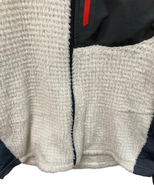 mont-bell（モンベル）mont-bell (モンベル) クリマエアジャケット ベージュ サイズ:	SIZE Sの古着・服飾アイテム
