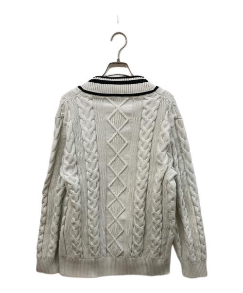 FRED PERRY（フレッドペリー）FRED PERRY (フレッドペリー) Vネックニット ホワイト サイズ:	SIZE 36の古着・服飾アイテム