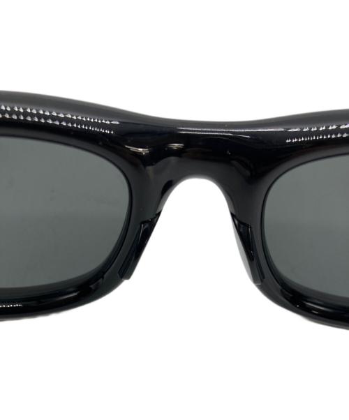 RAY-BAN（レイバン）RAY-BAN (レイバン) WAYFARER PUFFER ブラック サイズ:47□23 145の古着・服飾アイテム
