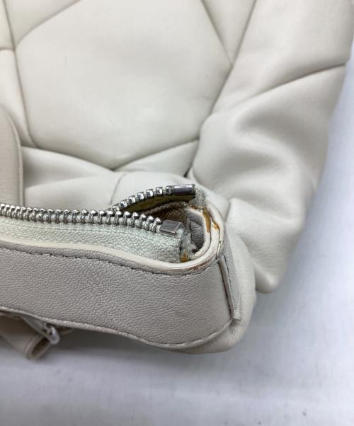 COLE HAAN（コールハーン）COLE HAAN (コールハーン) キルティングリュックサック アイボリーの古着・服飾アイテム