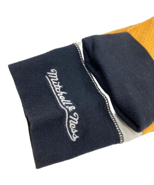 MITCHELL & NESS（ミッチェルアンドネス）MITCHELL & NESS (ミッチェルアンドネス) スウェット ブラック×ホワイト サイズ:SIZE Mの古着・服飾アイテム