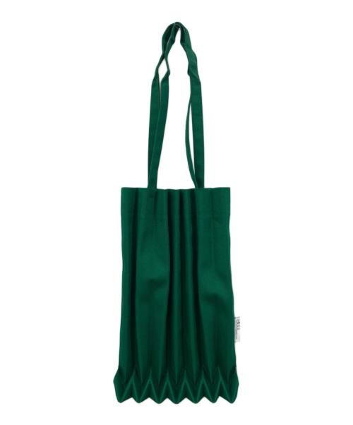 ISSEY MIYAKE me（イッセイ ミヤケ ミー）ISSEY MIYAKE me (イッセイ ミヤケ ミー) TRUNK PLEATS BAGの古着・服飾アイテム