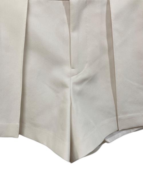eimy istoire（エイミーイストワール）eimy istoire (エイミーイストワール) タックショートパンツ ベージュ サイズ:SIZE 36の古着・服飾アイテム