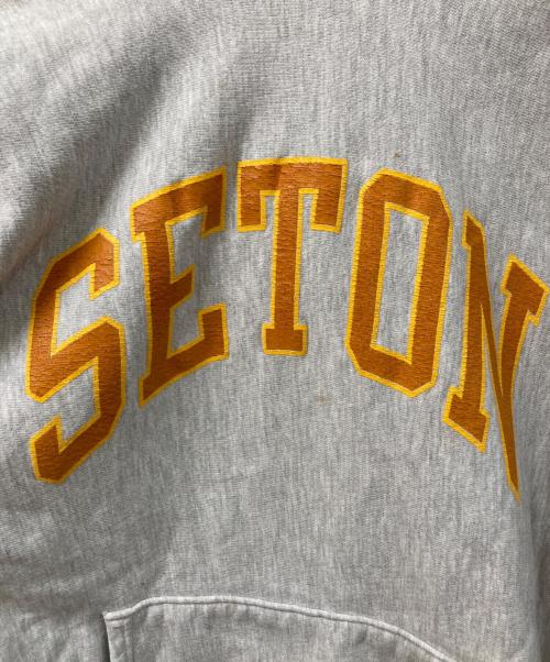 Champion REVERSE WEAVE（チャンピオン リバース ウィーブ）Champion REVERSE WEAVE (チャンピオン リバース ウィーブ) カレッジロゴパーカー グレー サイズ:SIZE Lの古着・服飾アイテム